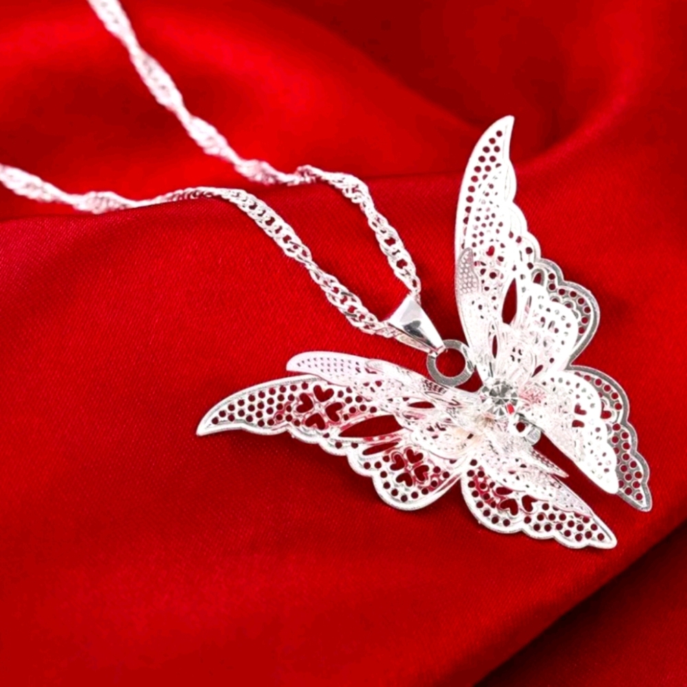 Hallow  butterfly silver pendant necklace